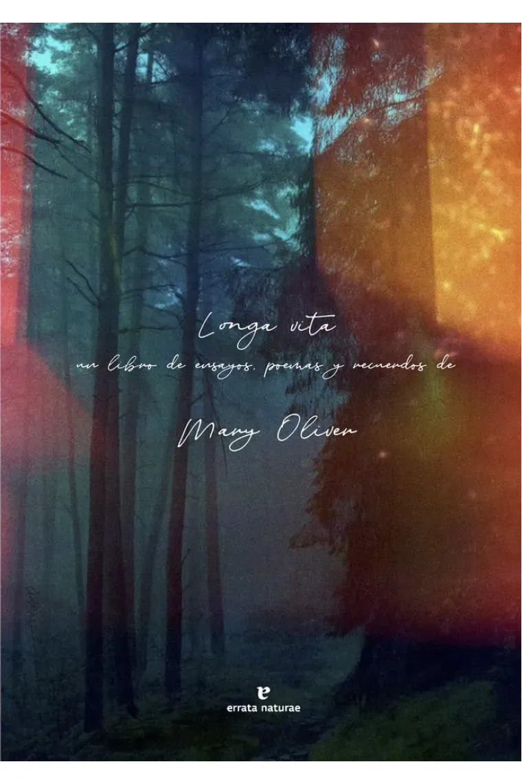 "Vita longa": un libro de ensayos, poemas y recuerdos