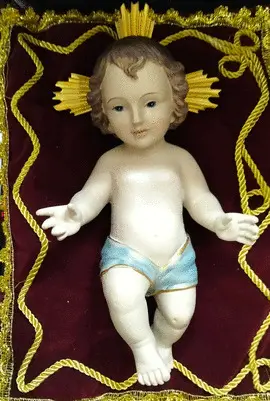 NIÑO JESÚS CON COJÍN. 33 CM